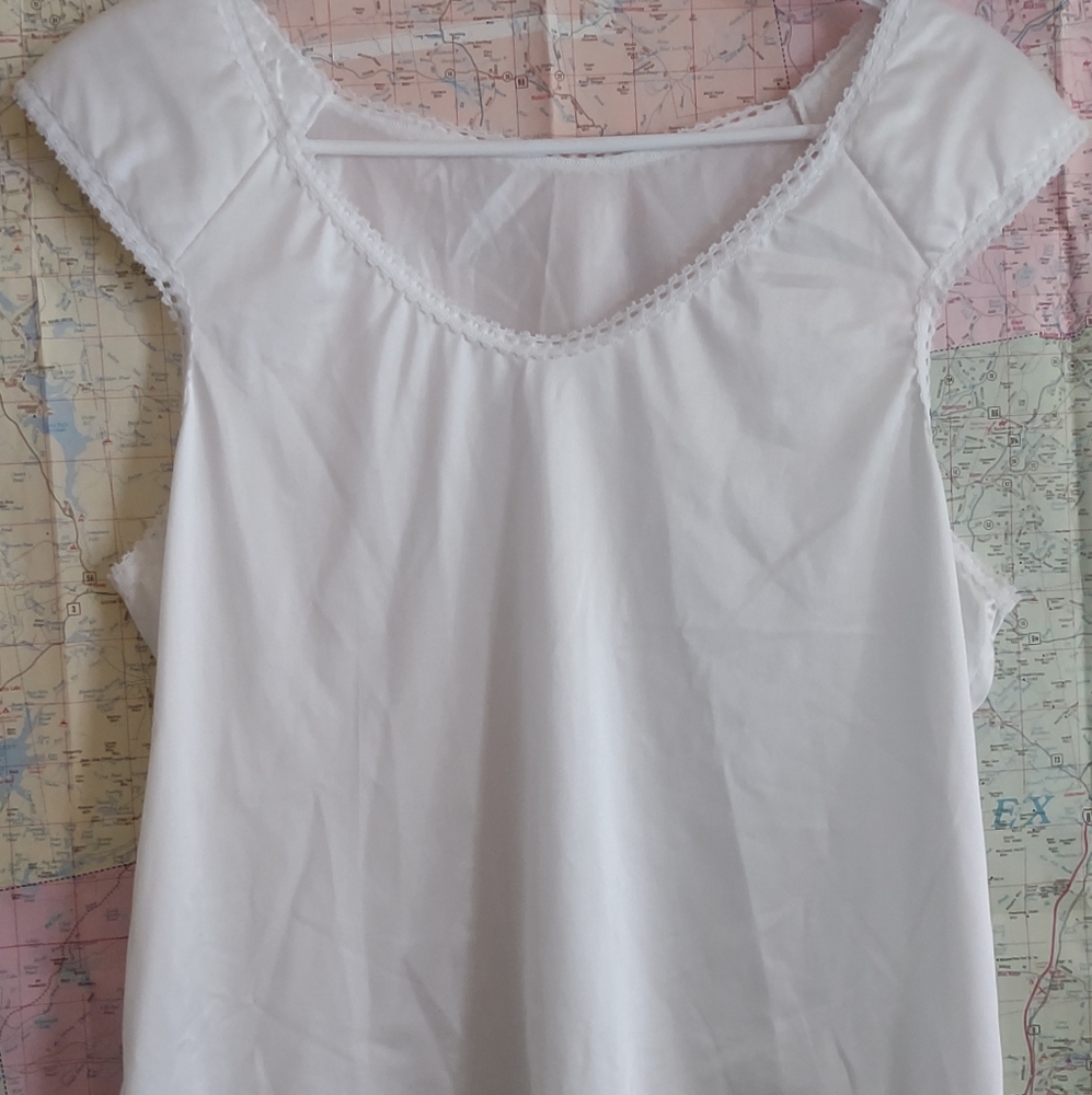 Vintage satin shirt with trim and shoulder pads! - Picture 3 of 6